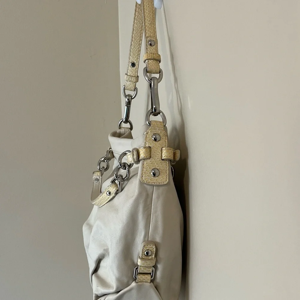 Coach 1941 Ivory Soft Leather Snakeskin Detail Silver Hardware zip top Hobo Bag